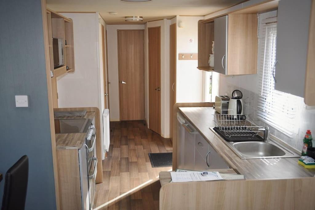 Stunning Holiday Home @ Uks Award Winning Beach Mablethorpe Exteriör bild